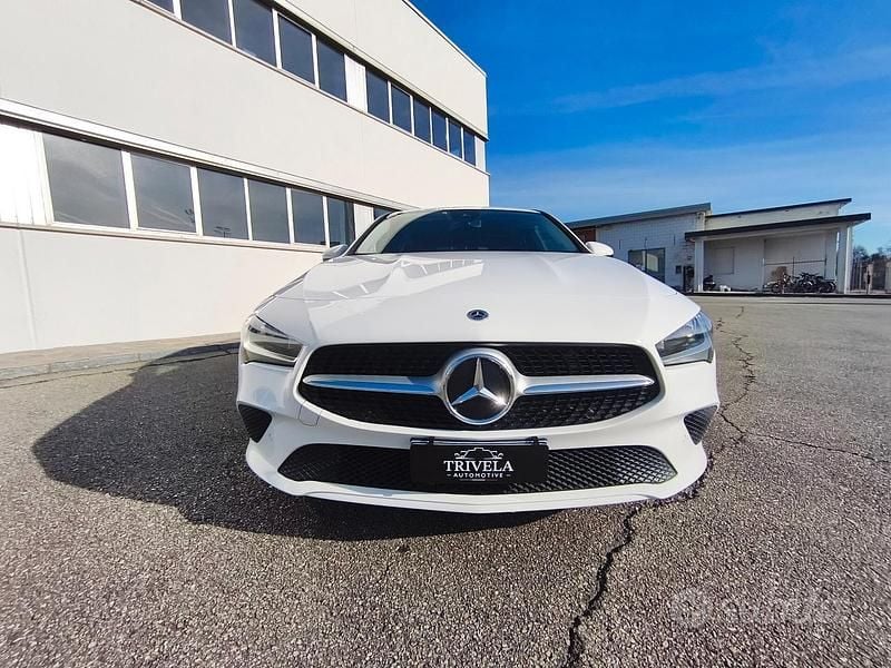 Usata Mercedes CLA200 Shooting Brake 150 CV (110 kW) 2021 Bianco Station wagon