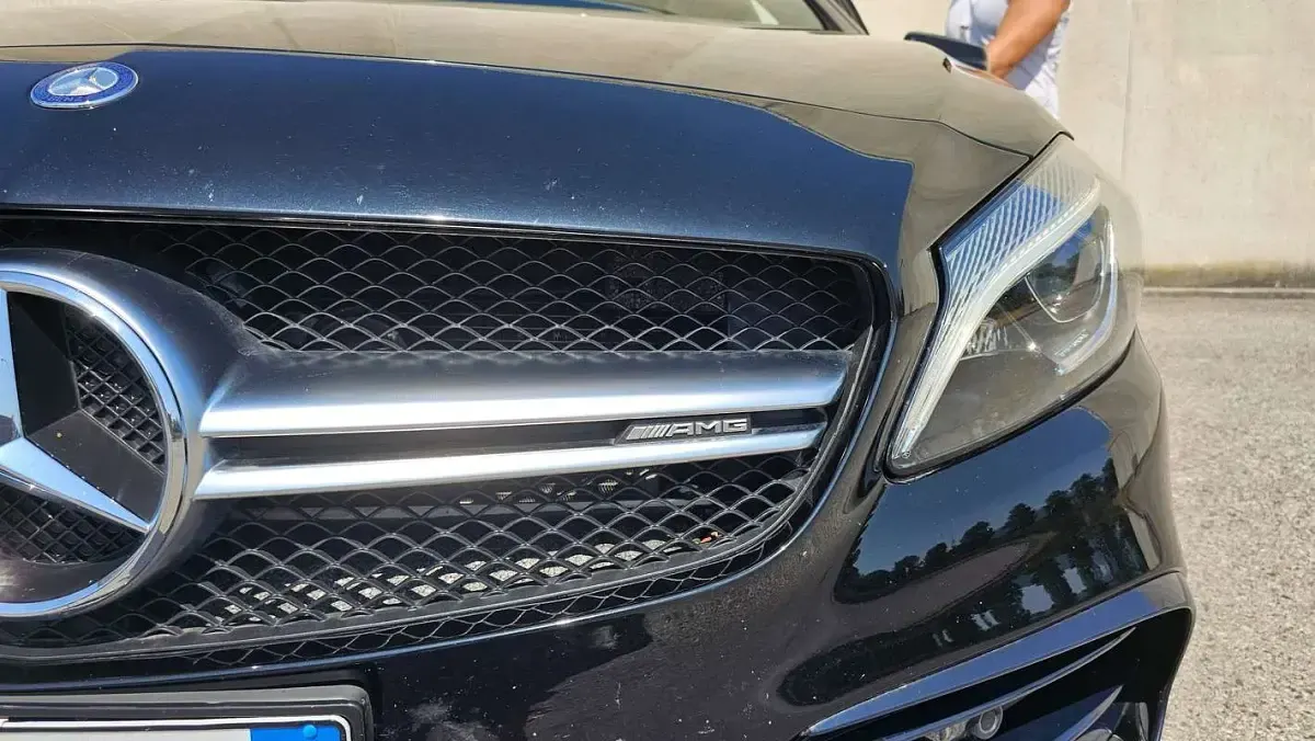 Usata Mercedes A45 AMG AMG 360 CV (264 kW) 2016 Nero Utilitaria