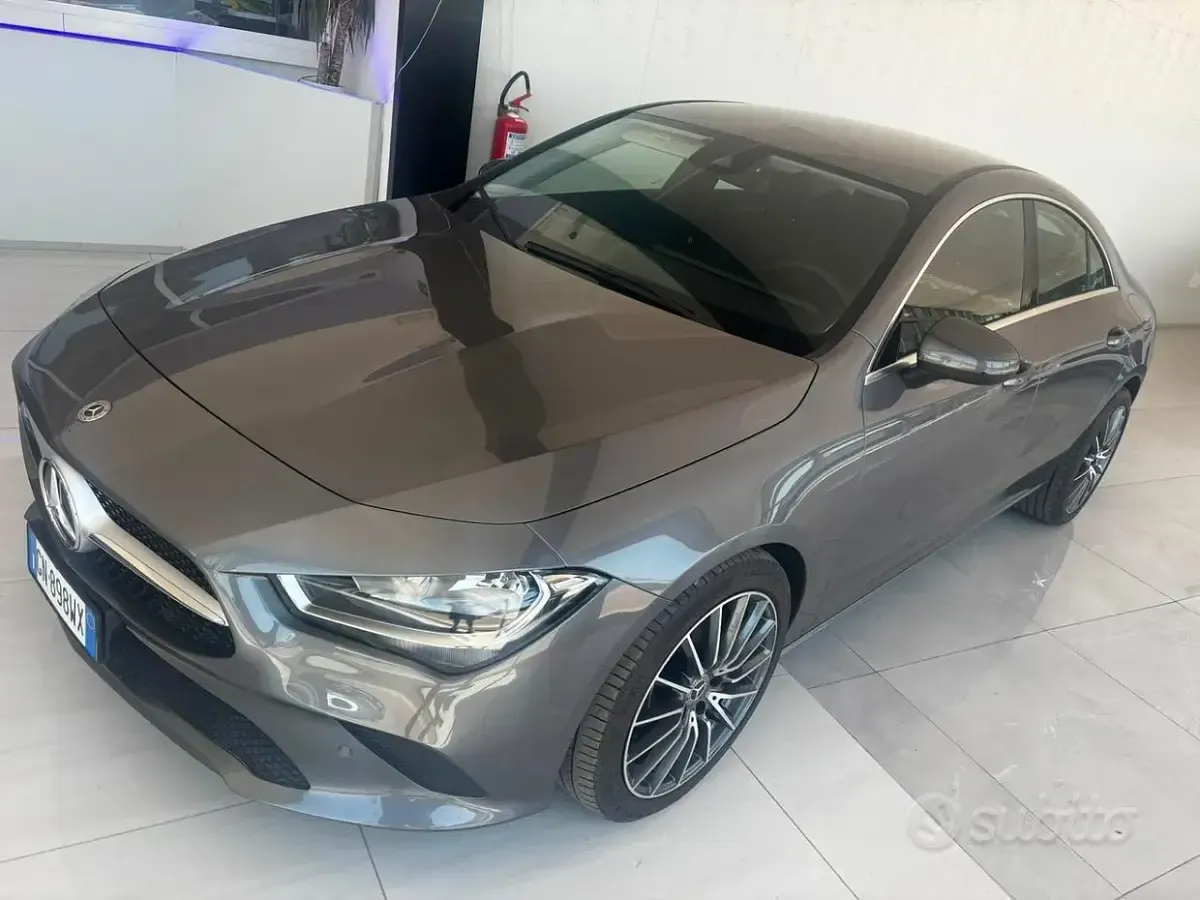 Usata Mercedes CLA180 136 CV (100 kW) 2023 Grigio Coupé