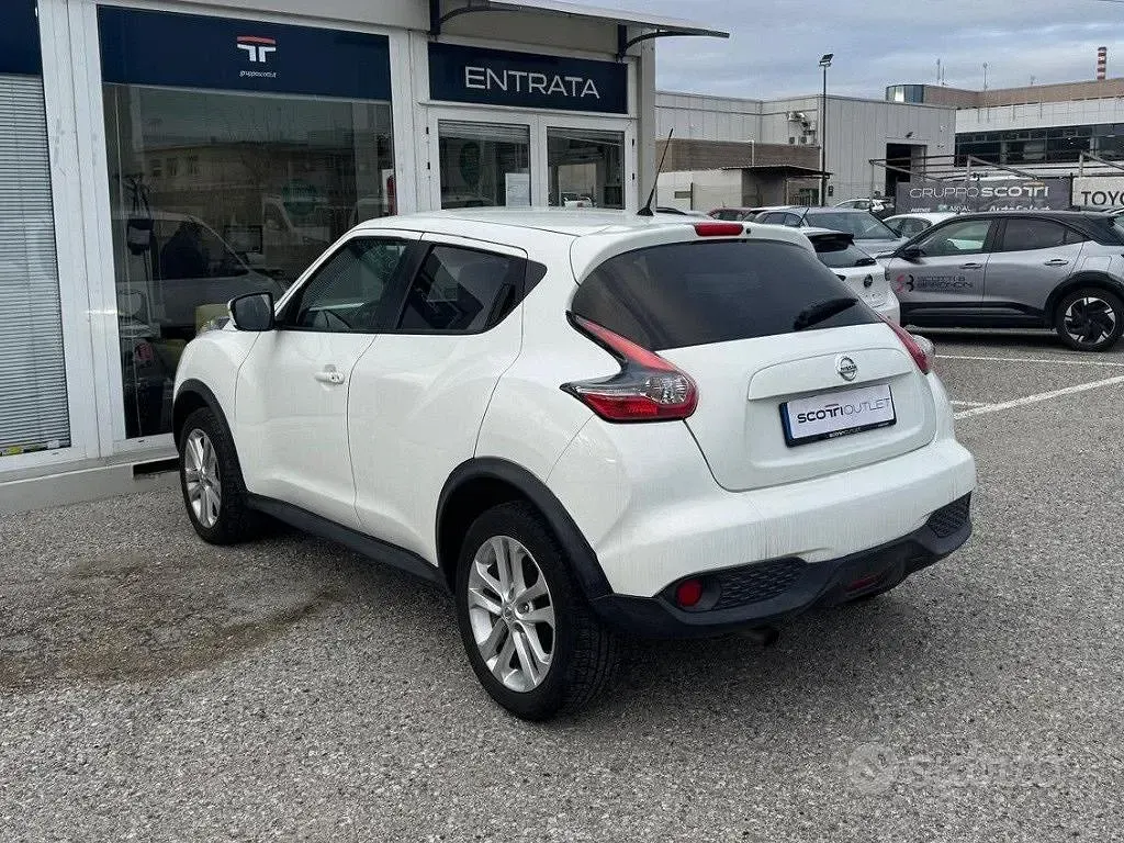 Usata Nissan Juke N-Connecta 116 CV (85 kW) 2018 Bianco SUV