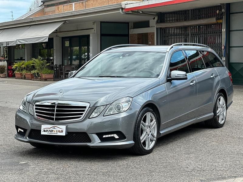 Usata Mercedes E350 Avantgarde 360 CV (264 kW) 2011 Grigio Station wagon