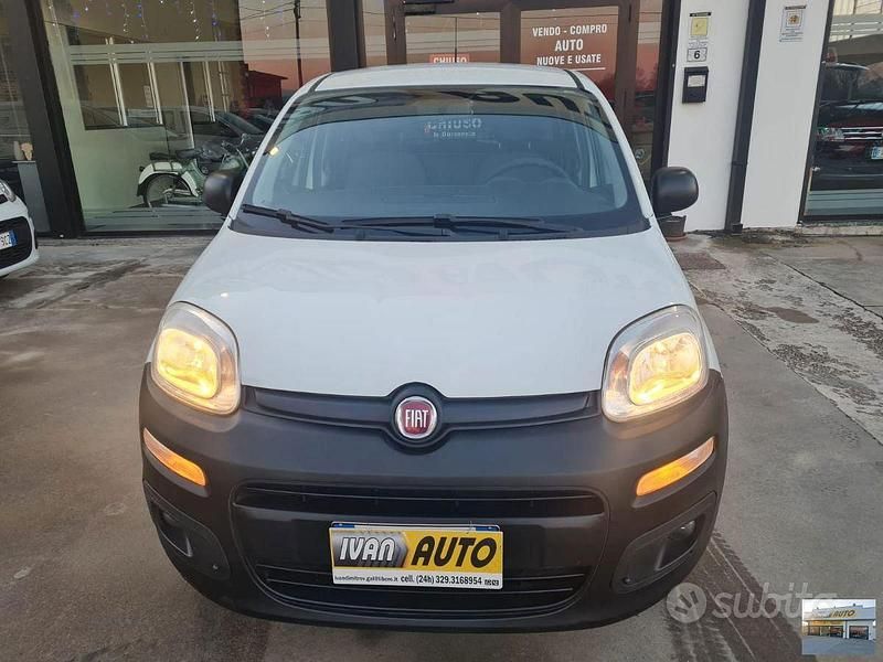 Usata Fiat Panda Lounge 69 CV (50 kW) 2019 Bianco(met.) Utilitaria