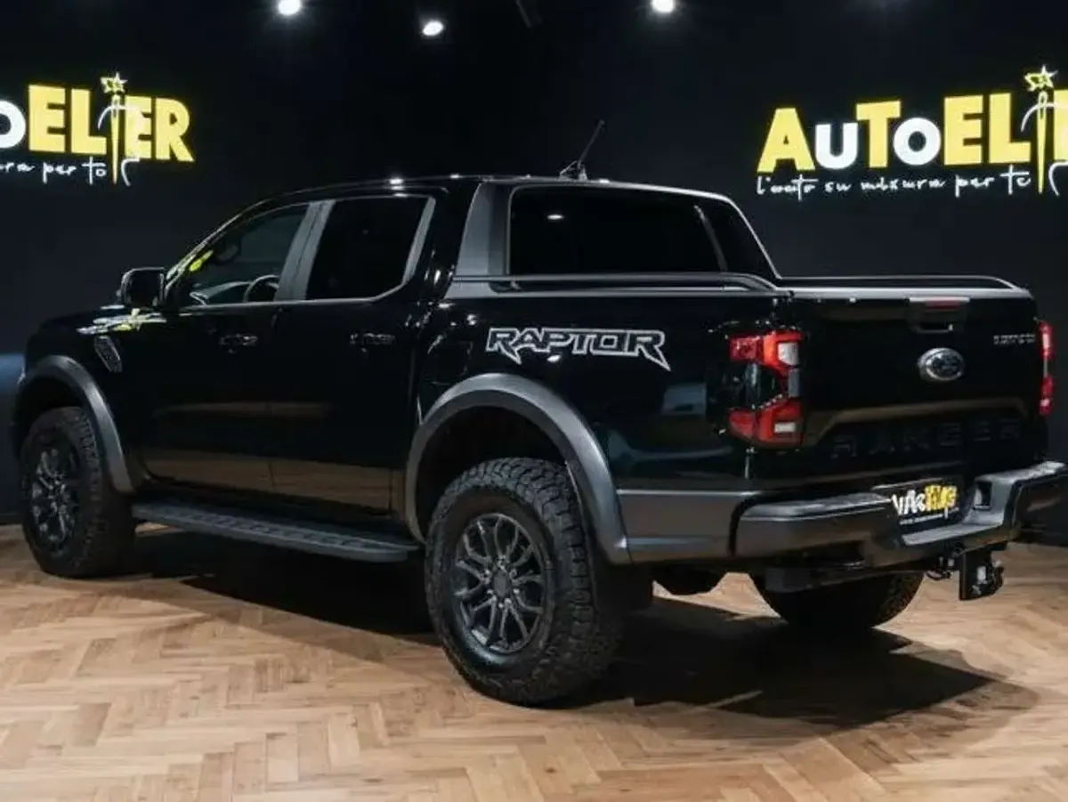 Nuova Ford Ranger Raptor 209 CV (153 kW) 2026 Absolute black metallizzato Pick-up