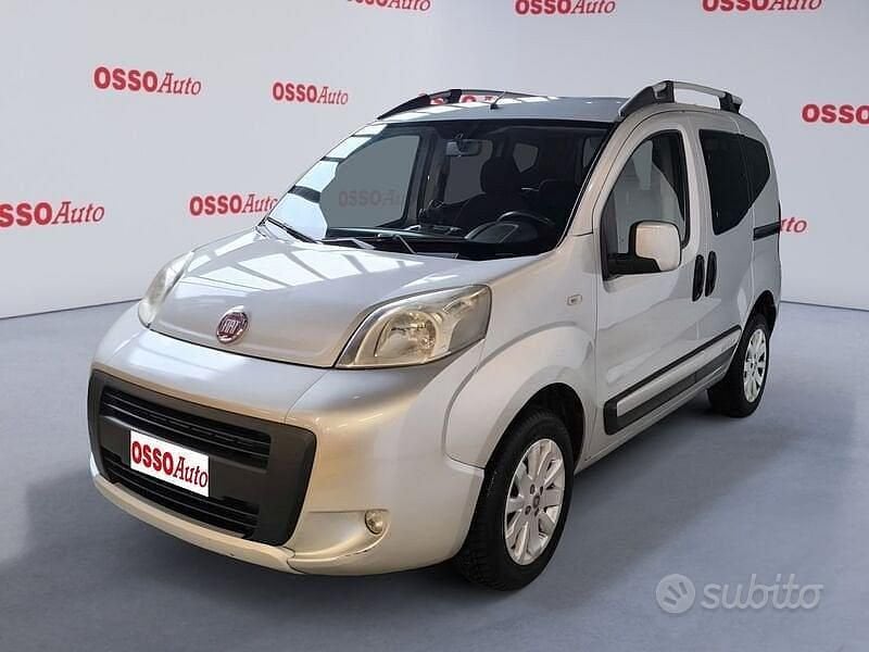 Usata Fiat Qubo Trekking 95 CV (69 kW) 2012 Grigio Monovolume