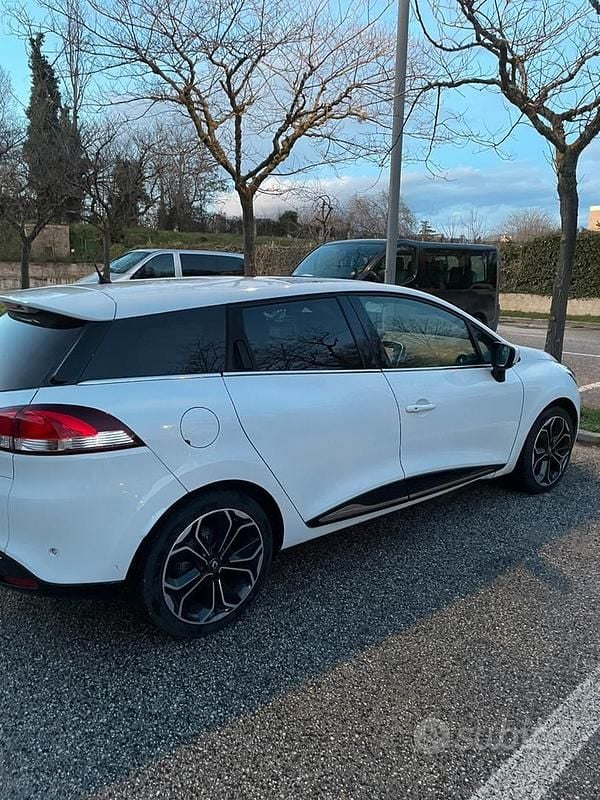 Usata Renault Clio GrandTour Intens 90 CV (66 kW) 2016 Bianco Station wagon