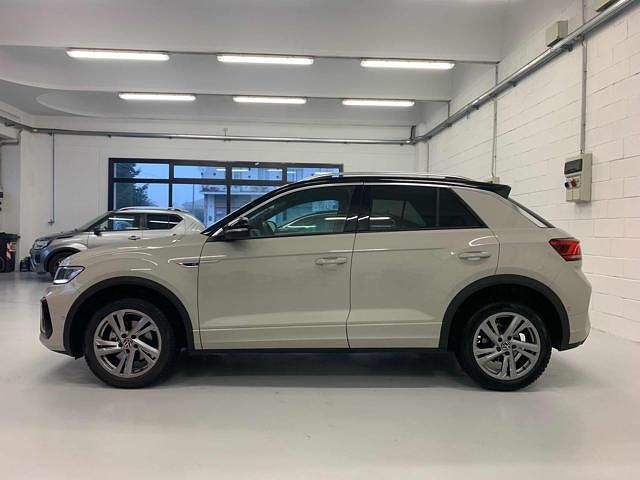 Usata VW T-Roc R-line 116 CV (85 kW) 2023 Grigio SUV