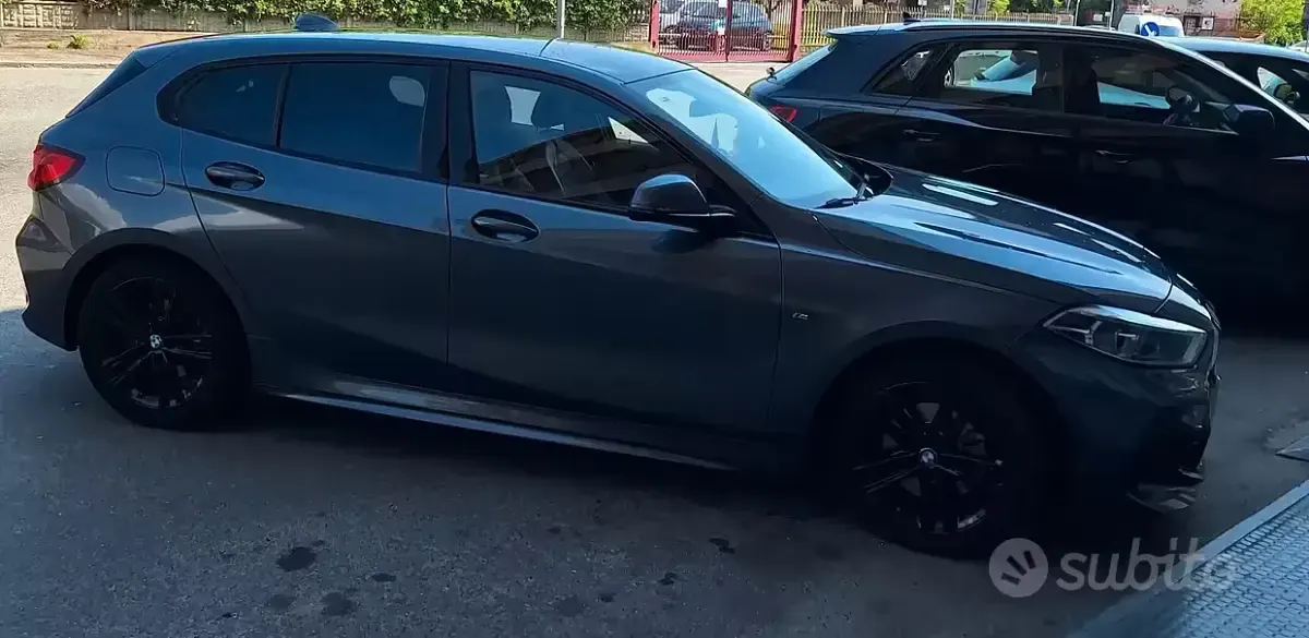 Usata BMW 116 M Sport 116 CV (85 kW) 2020 Grigio Utilitaria