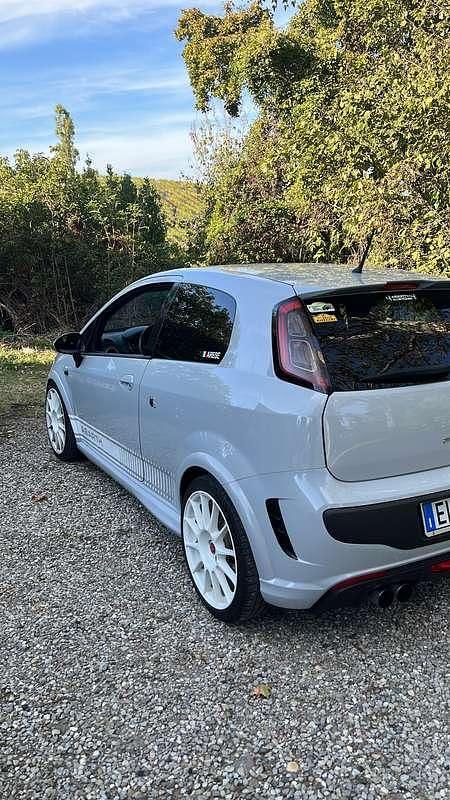 Usata Abarth Punto Evo 179 CV (131 kW) 2012 Grigio Utilitaria