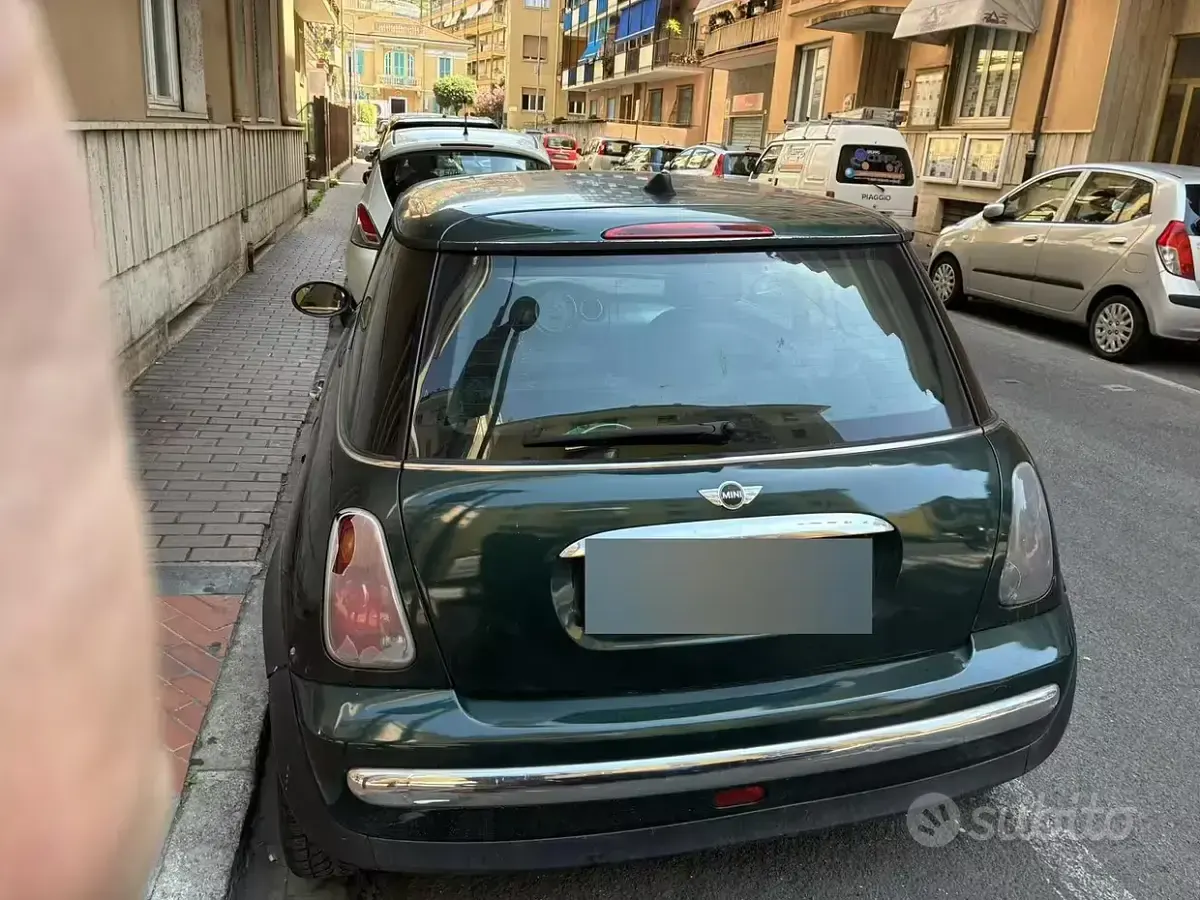 Usata Mini Cooper 88 CV (64 kW) 2005 Verde Utilitaria