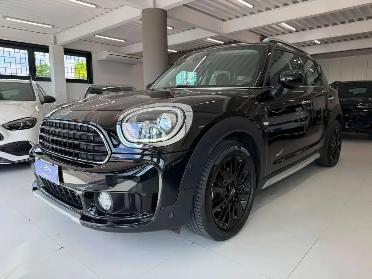 Usata Mini Cooper D Countryman 150 CV (110 kW) 2019 Nero metallizzato SUV