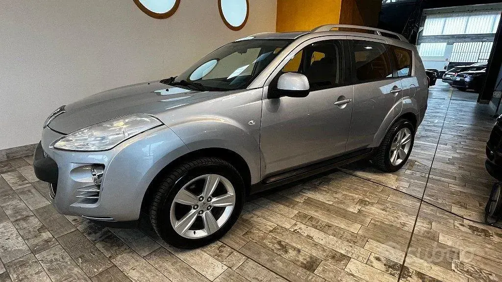 Käytetty Peugeot 4007 156 HP (114 kW) 2008 Harmaa Katumaasturi