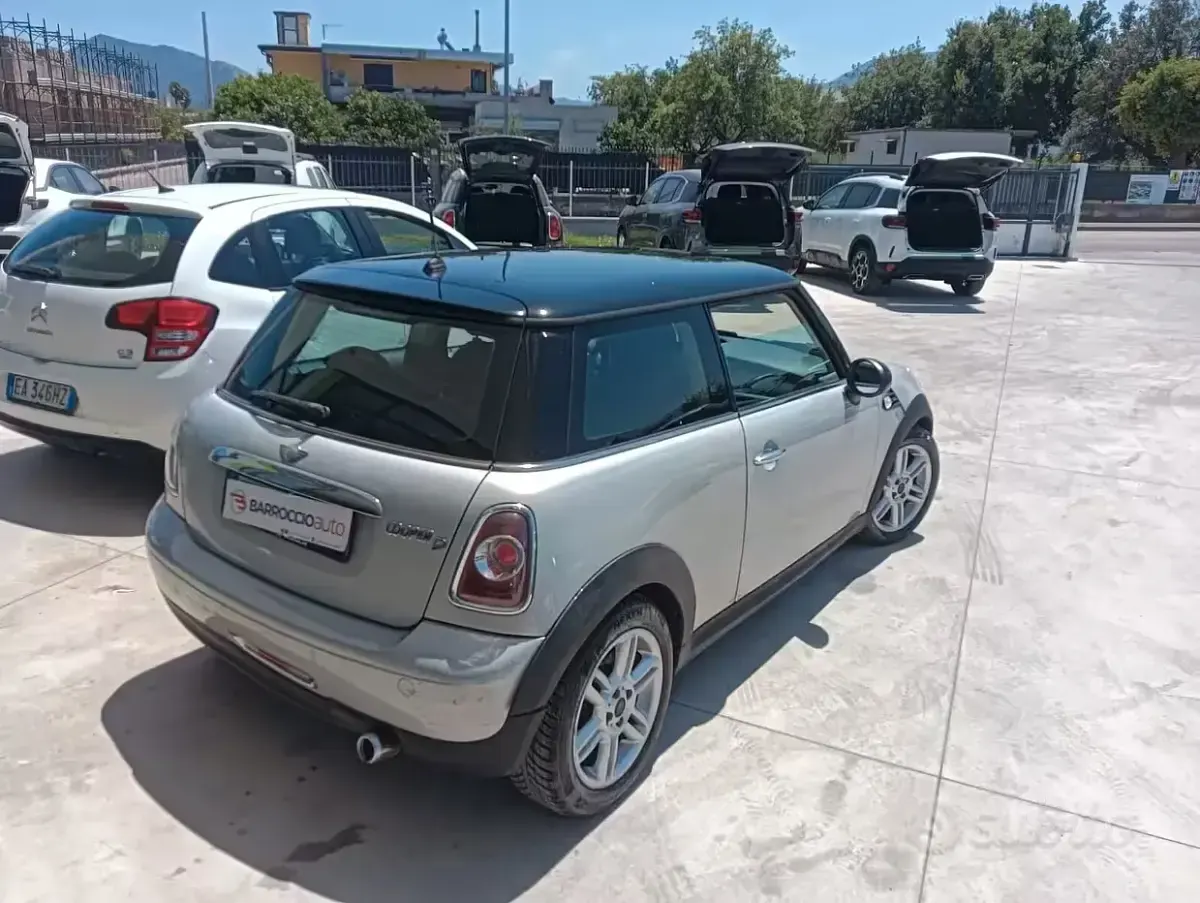 Usata Mini Cooper D 90 CV (66 kW) 2011 Grigio Utilitaria