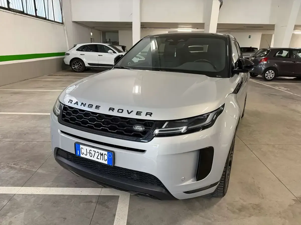 Usata Land Rover Range Rover evoque SE 163 CV (119 kW) 2022 Argento SUV