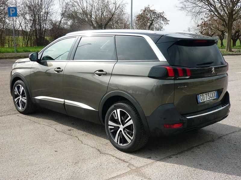 Usata Peugeot 5008 Allure 131 CV (96 kW) 2020 Grigio SUV