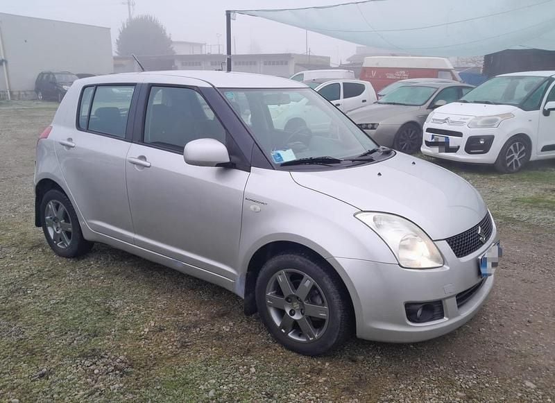 Usata Suzuki Swift GL 92 CV (67 kW) 2009 Grigio Berlina