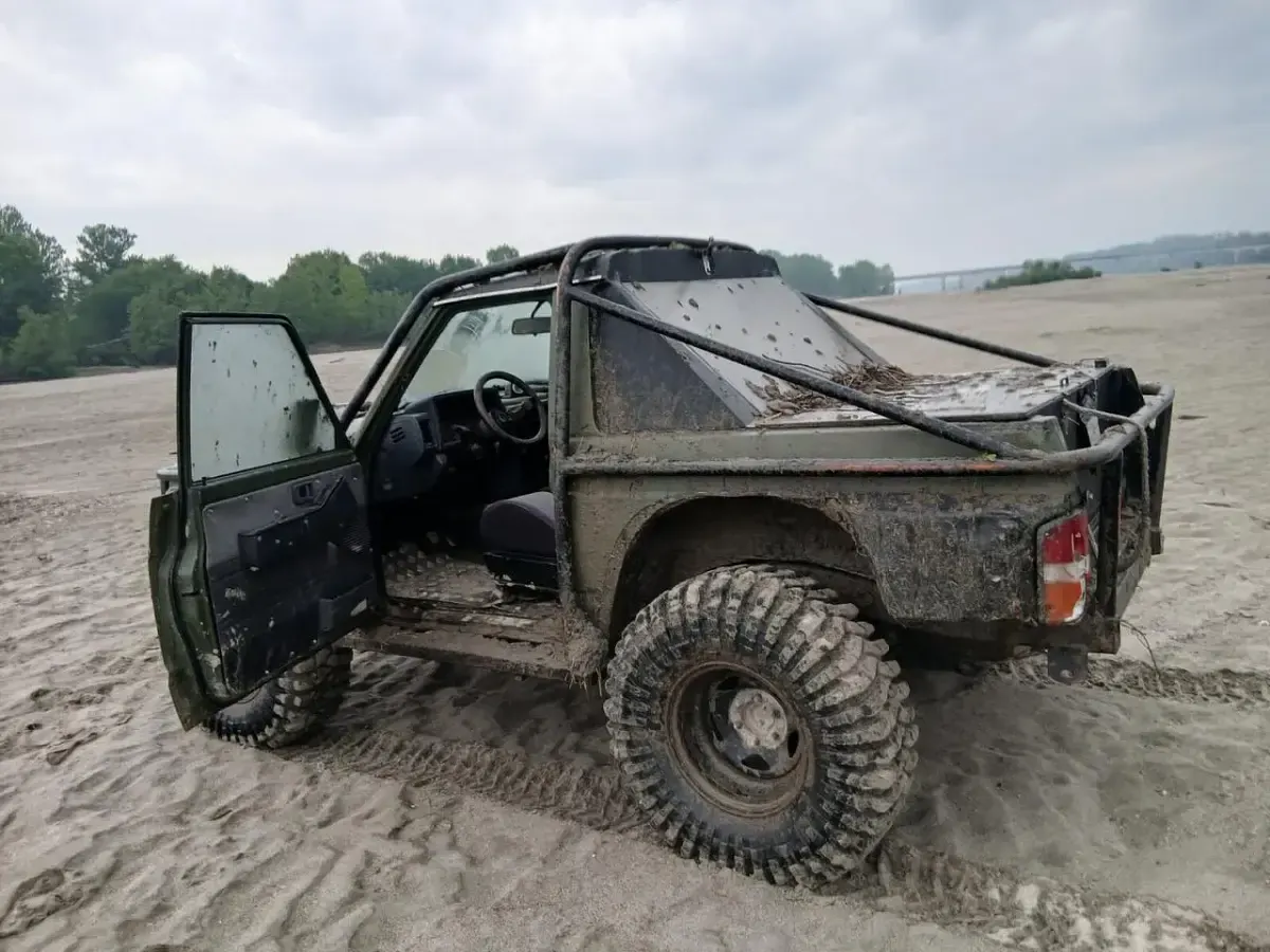 Używany Nissan Patrol 129 KM (94 kW) 1991 Zielony SUV