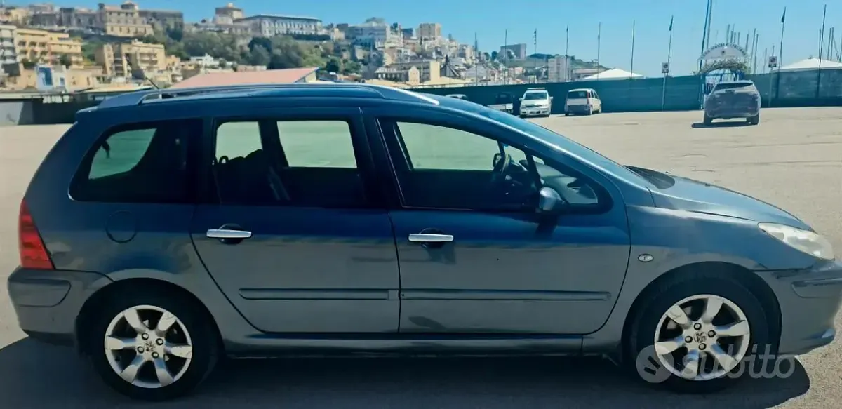 Usata Peugeot 307 90 CV (66 kW) 2007 Grigio Station wagon