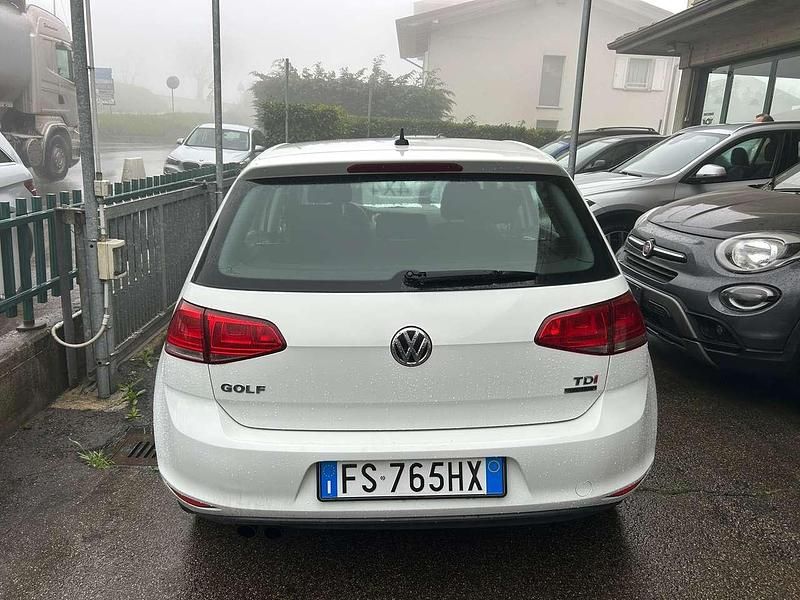 Używany VW Golf VII 105 KM (77 kW) 2013 Biały Sedan/Limuzyna