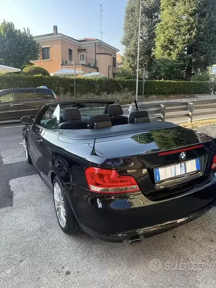 Usata BMW 120 Cabriolet 177 CV (130 kW) 2012 Nero Cabrio