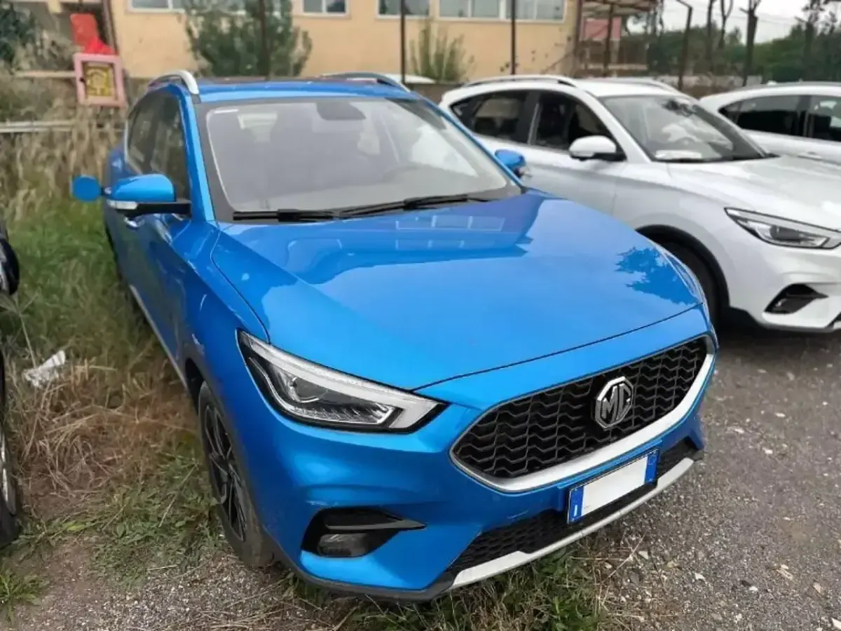 Usata MG ZS Luxury 106 CV (77 kW) 2024 Blu SUV