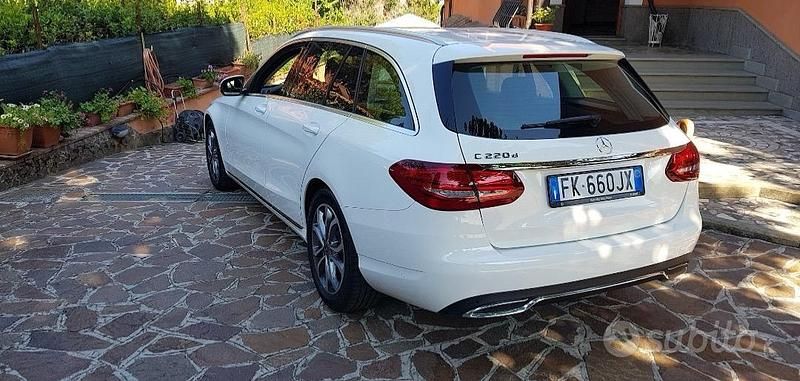 Usata Mercedes C220 170 CV (125 kW) 2017 Bianco Station wagon