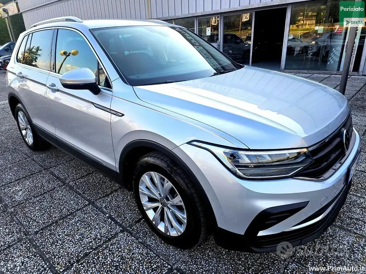 Usata VW Tiguan Life 150 CV (110 kW) 2021 Grigio SUV