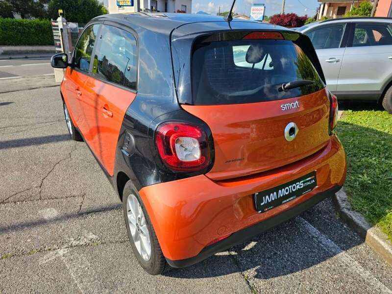 Usata Smart ForFour Passion 71 CV (52 kW) 2019 Orange metallizzato Utilitaria