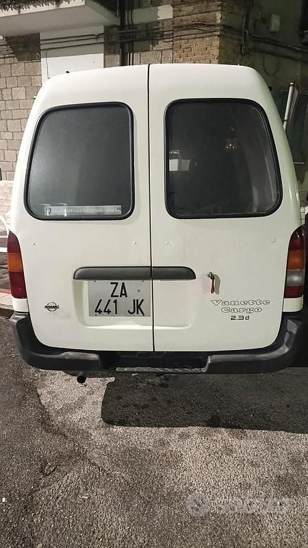 Gebraucht Nissan Cargo 75 PS (55 kW) 1999 Weiß SUV