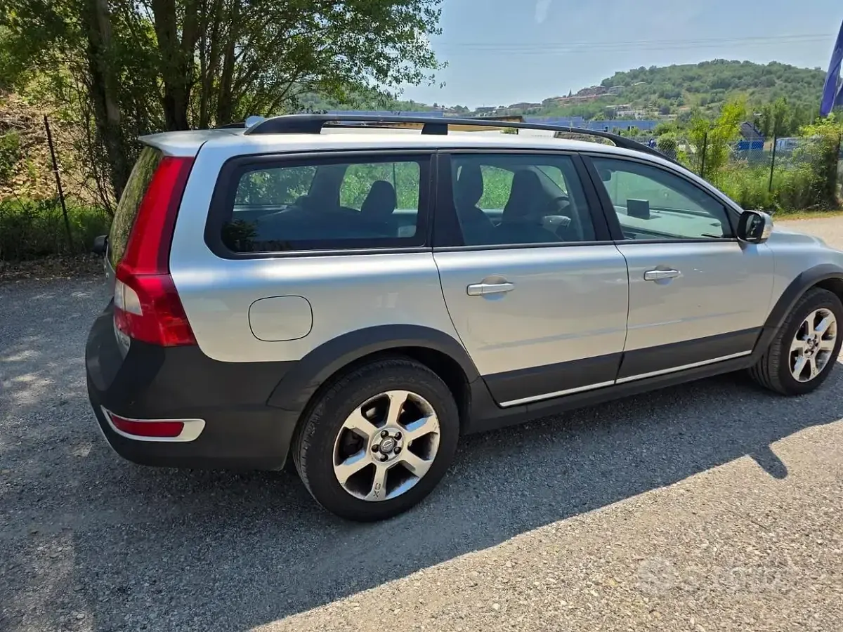 Usata Volvo XC70 Summum 185 CV (136 kW) 2009 Grigio Station wagon