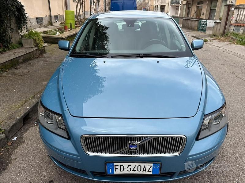 Usata Volvo V50 220 CV (161 kW) 2004 Blu Station wagon