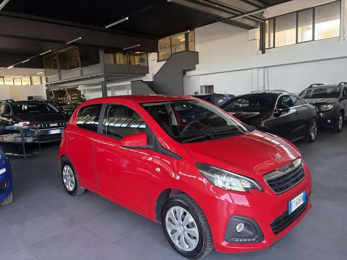 Usata Peugeot 108 Allure 72 CV (52 kW) 2018 Rosso Utilitaria