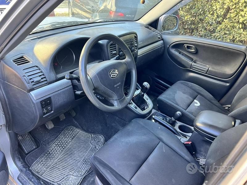 Usata Suzuki Grand Vitara 109 CV (80 kW) 2005 SUV