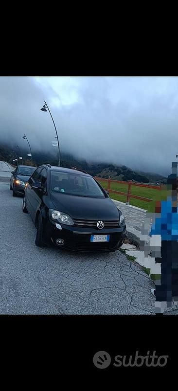 Nero Usata 2011 VW Golf Plus Cross Monovolume | 3000 € - Immagine 1/4