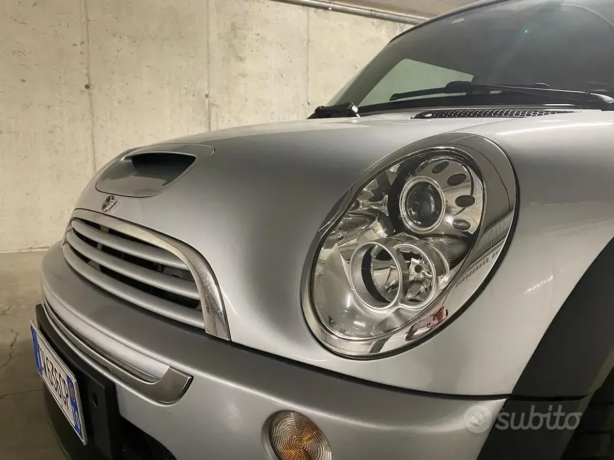 Usata Mini Cooper S 170 CV (125 kW) 2005 Argento Utilitaria