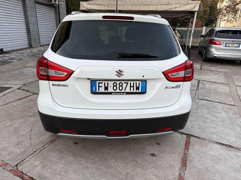 Używany Suzuki SX4 S-Cross Cool 111 KM (81 kW) 2019 Biały SUV