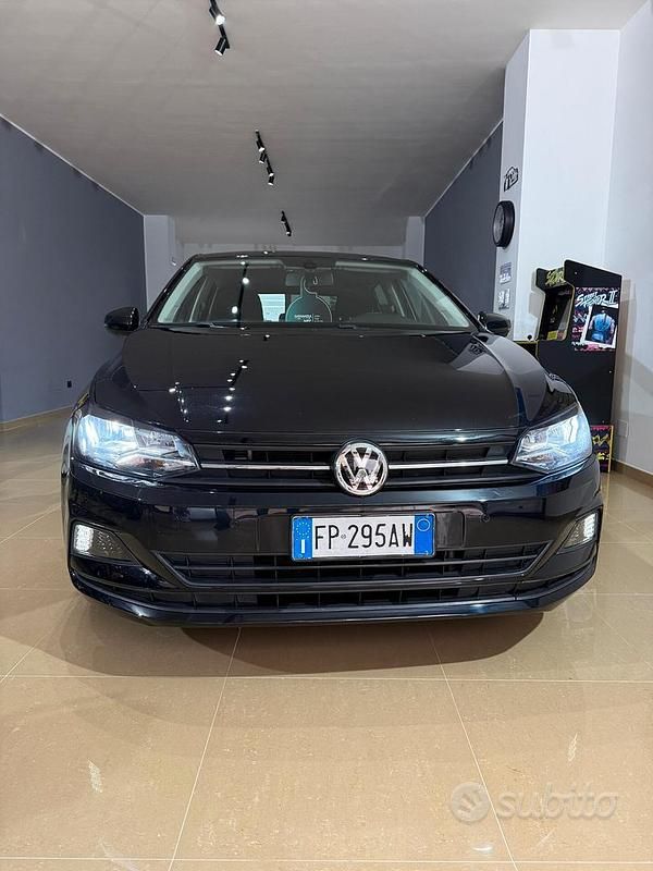 Usata VW Polo Highline 95 CV (69 kW) 2018 Nero Utilitaria