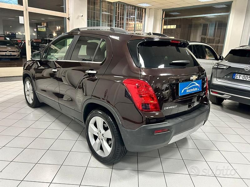 Usata Chevrolet Trax 131 CV (96 kW) 2013 Marrone SUV