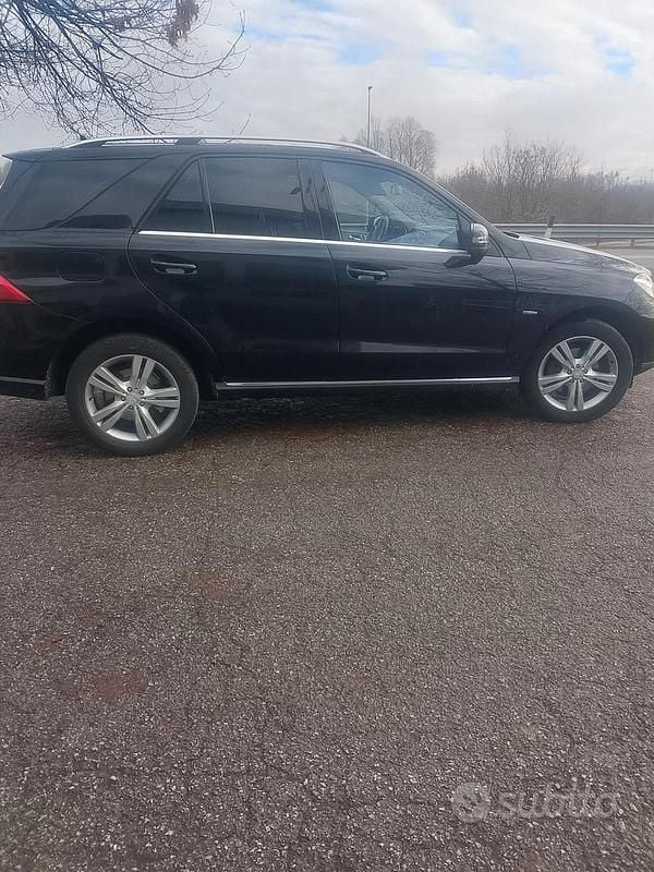 Usata Mercedes ML250 Premium 204 CV (150 kW) 2012 Nero SUV