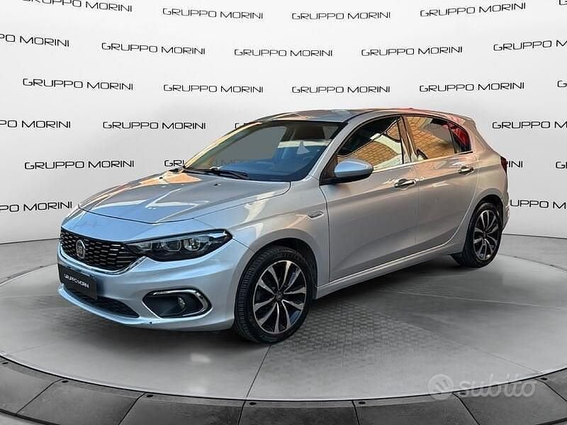 Usata Fiat Tipo Lounge 120 CV (88 kW) 2018 Grigio Berlina