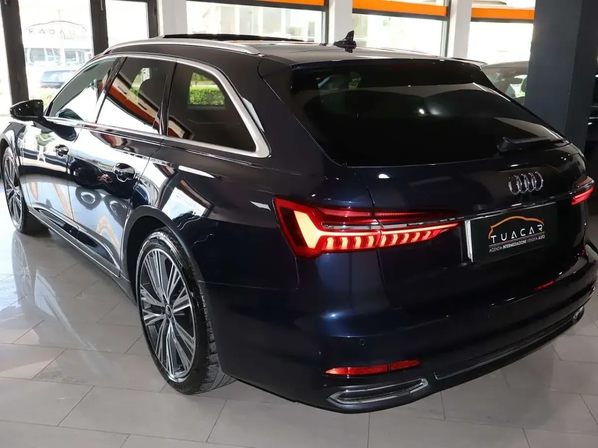 Usata Audi A6 Business 265 CV (194 kW) 2022 Blu/azzurro Station wagon