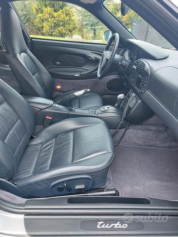 Usata Porsche 911 Turbo 420 CV (308 kW) 2001 Grigio Coupé