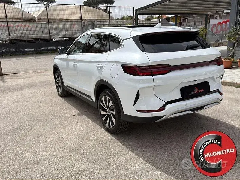 Usata BYD Seal U Boost 218 CV (160 kW) 2025 Bianco SUV