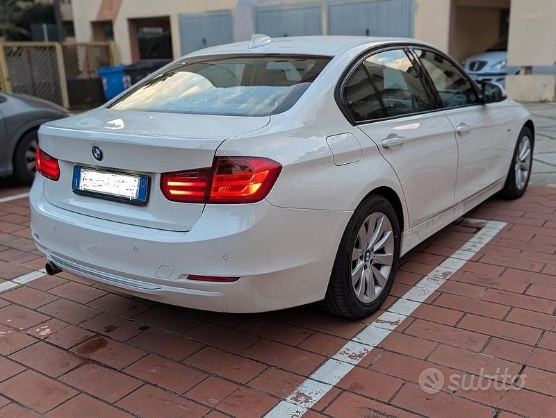 Usata BMW 320 184 CV (135 kW) 2013 Berlina
