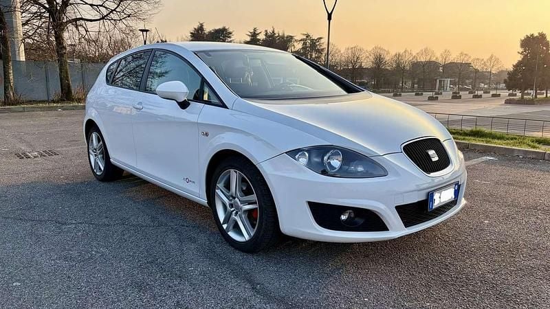 Usata Seat Leon Copa 105 CV (77 kW) 2011 Utilitaria