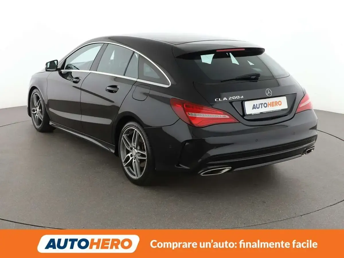 Usata Mercedes CLA200 Shooting Brake Premium 136 CV (100 kW) 2017 Nero Station wagon