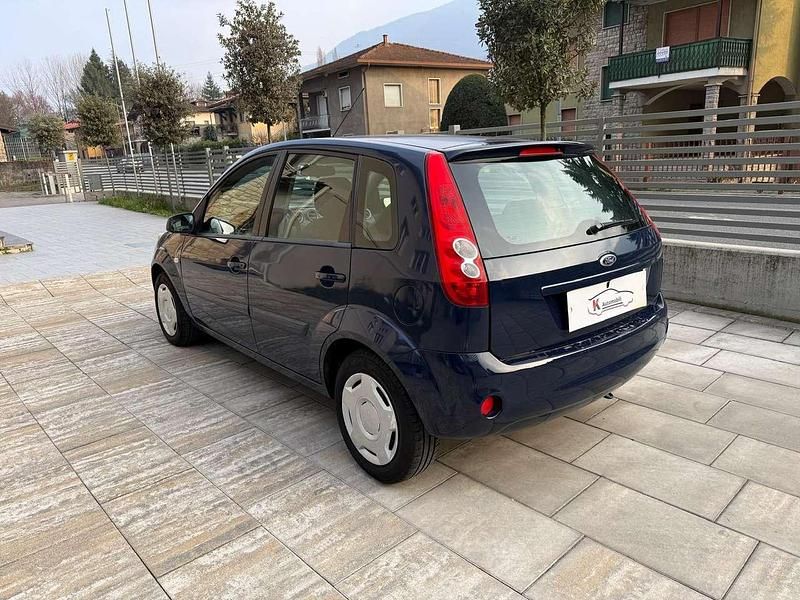 Usata Ford Fiesta 75 CV (55 kW) 2008 Blu/azzurro Utilitaria