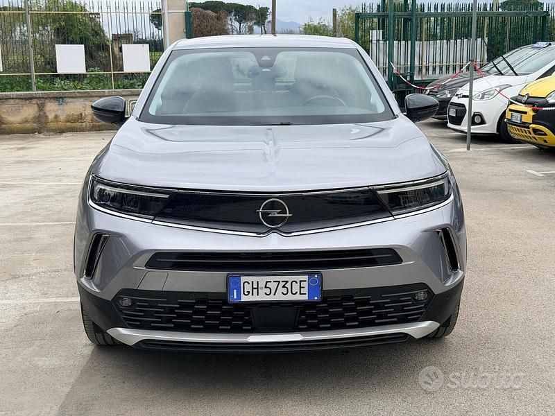 Usata Opel Mokka Edition 100 CV (73 kW) 2021 Grigio SUV
