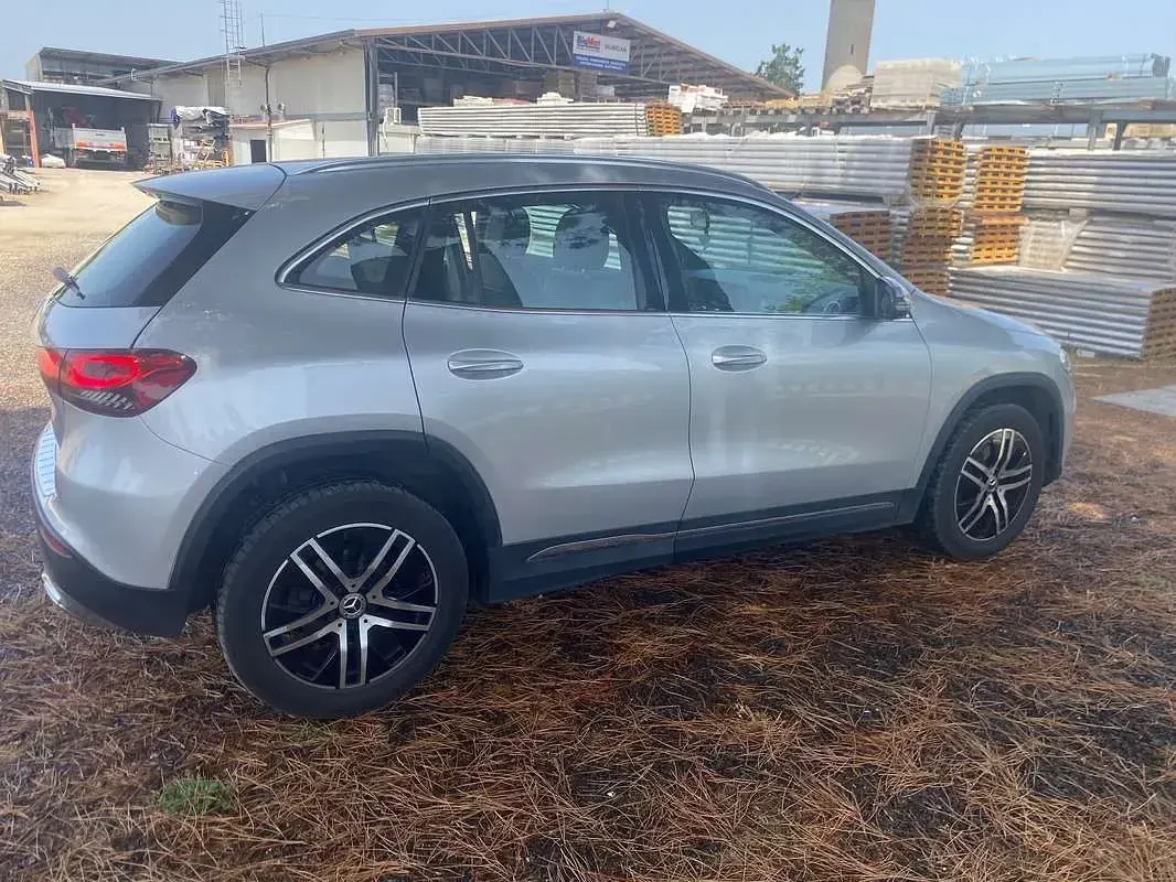 Usata Mercedes GLA200 Executive 150 CV (110 kW) 2021 SUV