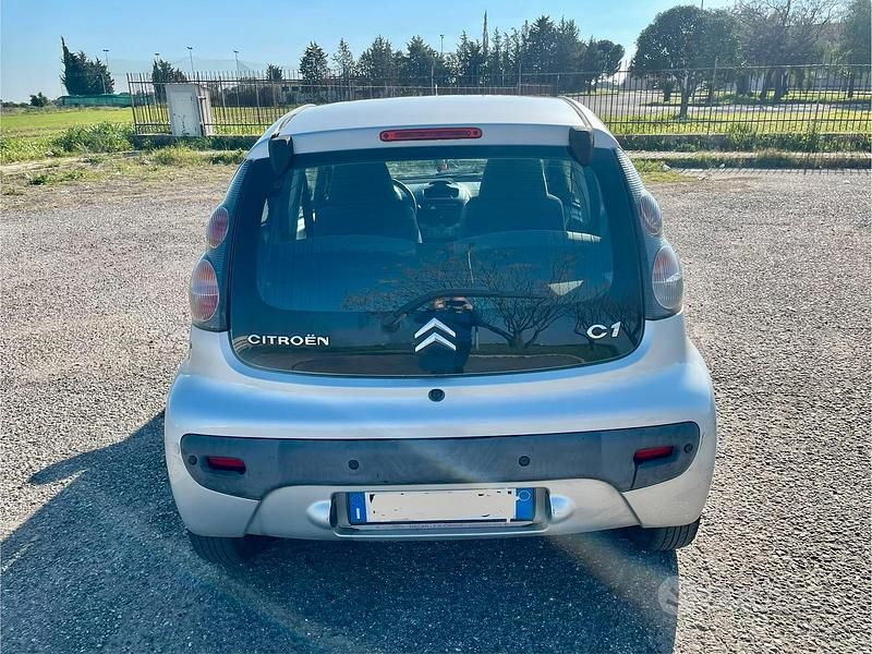 Usata Citroën C1 68 CV (50 kW) 2010 Grigio Utilitaria