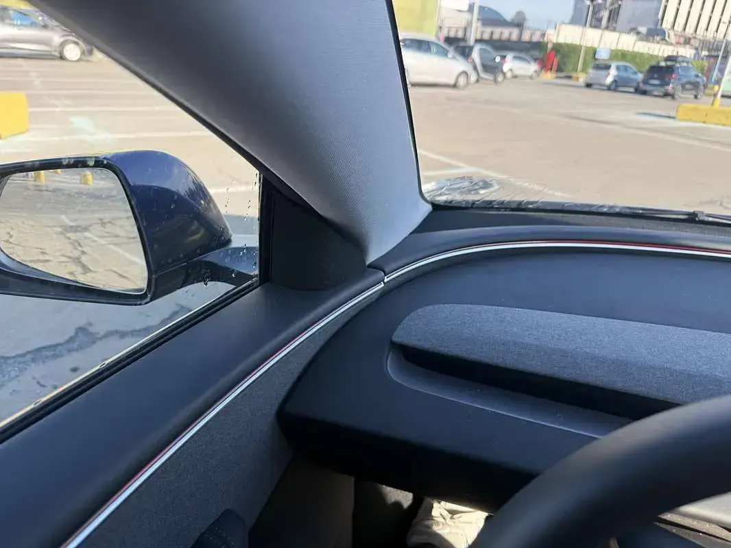 Usata Tesla Model 3 RWD 88 kW (120 CV) 2024 Blu Berlina